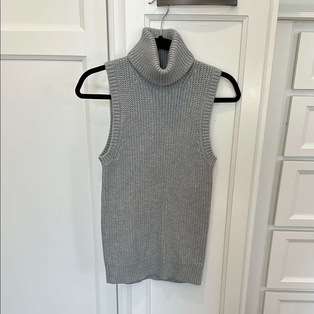 Michael Kors Gray Turtleneck Sleeveless Sweater